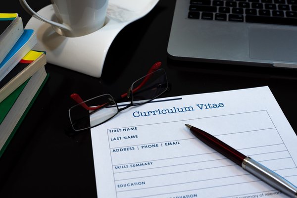 CV et modèle de CV : Outils pour se distinguer dans sa quête d'emploi